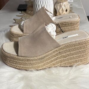 Zara Women's Beige Espadrille Wedges